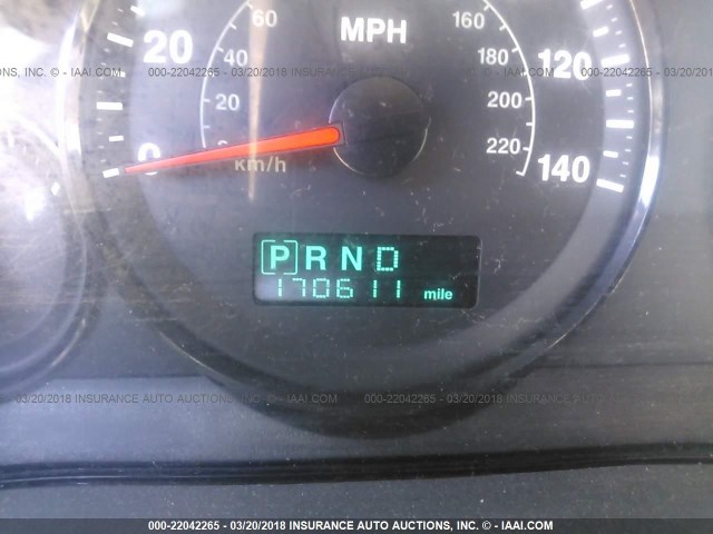 1J4GR48K75C713057 - 2005 JEEP GRAND CHEROKEE LAREDO/COLUMBIA/FREEDOM 银色 照片 7