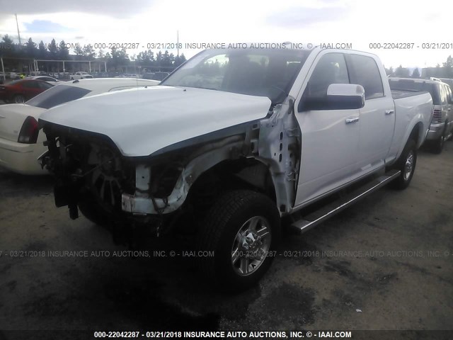 3C6UR5FL2DG581239 - 2013 RAM 2500 LARAMIE WHITE photo 2