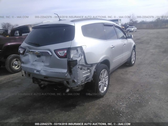 1GNKVGKD5FJ154071 - 2015 CHEVROLET TRAVERSE LT SILVER photo 4