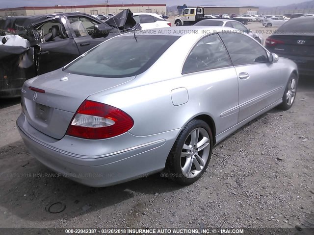 WDBTJ56H16F186544 - 2006 MERCEDES-BENZ CLK 350 SILVER photo 4