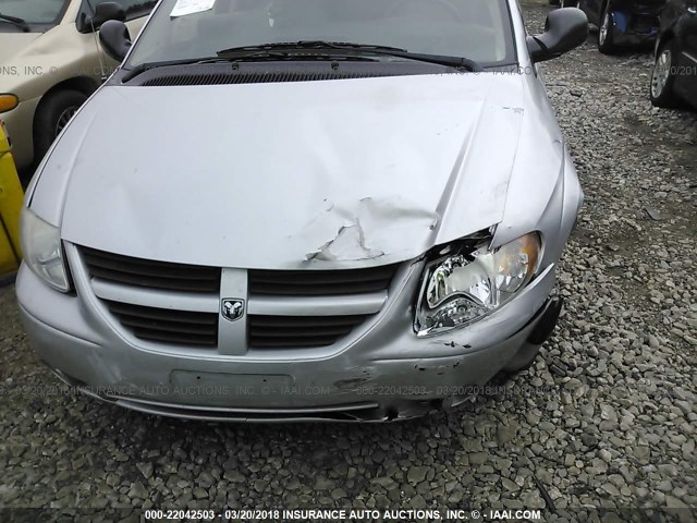 2D4GP44L16R918654 - 2006 DODGE GRAND CARAVAN SXT SILVER photo 6