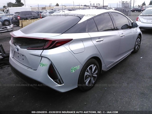 JTDKARFP3H3007632 - 2017 TOYOTA PRIUS PRIME  银色 照片 4