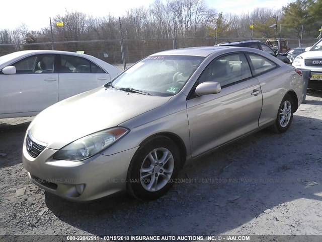 4T1CE38P35U546742 - 2005 TOYOTA CAMRY SOLARA SE/SLE CREAM photo 2