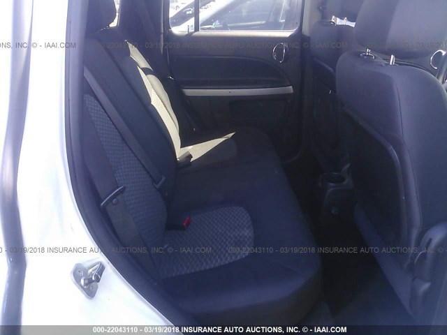 3GNBAADB1AS585860 - 2010 CHEVROLET HHR LS WHITE photo 8