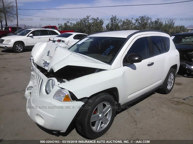 1J8FF47W97D155958 - 2007 JEEP COMPASS WHITE photo 2