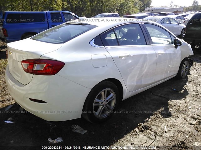 1G1BE5SM2H7190824 - 2017 CHEVROLET CRUZE LT WHITE photo 4