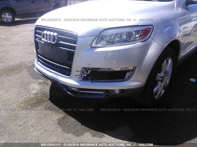 WA1BV74L57D077919 - 2007 AUDI Q7 4.2 QUATTRO PREMIUM SILVER photo 6