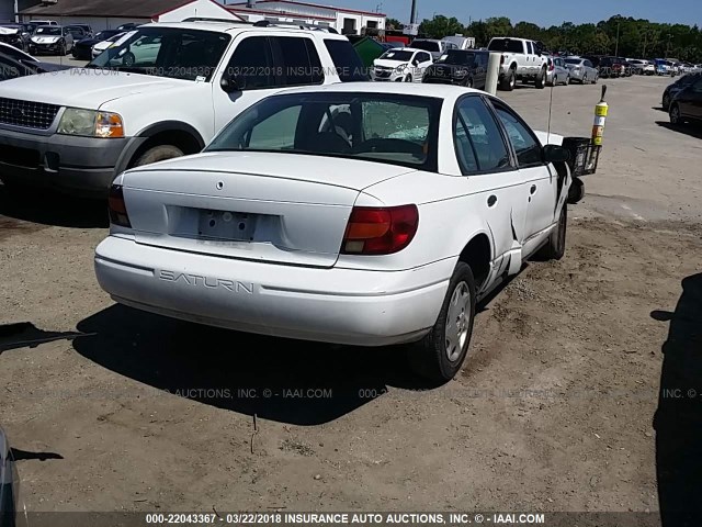 1G8ZH52822Z302527 - 2002 SATURN SL1 WHITE photo 4