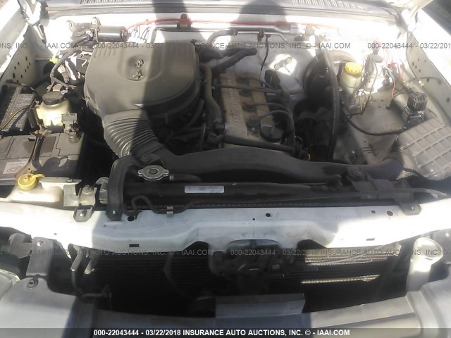 1N6DD26S01C381808 - 2001 NISSAN FRONTIER KING CAB XE WHITE photo 10