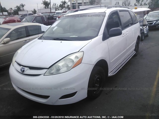 5TDZK23C48S193054 - 2008 TOYOTA SIENNA CE/LE WHITE photo 2