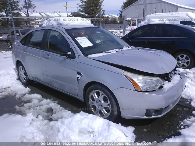 1FAHP35N68W101661 - 2008 FORD FOCUS SE/SEL/SES SILVER photo 1