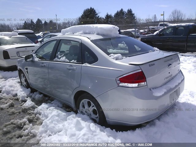 1FAHP35N68W101661 - 2008 FORD FOCUS SE/SEL/SES SILVER photo 3