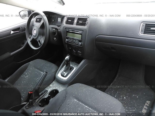 3VW2K7AJ9BM305819 - 2011 VOLKSWAGEN JETTA S 白色 照片 5