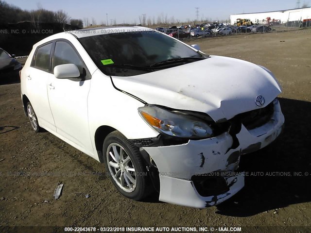 2T1KE40E79C008886 - 2009 TOYOTA COROLLA MATRIX S WHITE photo 1