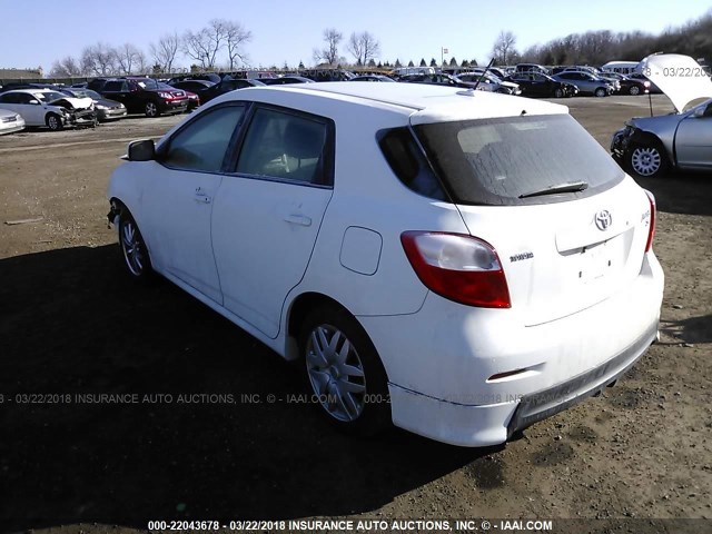 2T1KE40E79C008886 - 2009 TOYOTA COROLLA MATRIX S WHITE photo 3