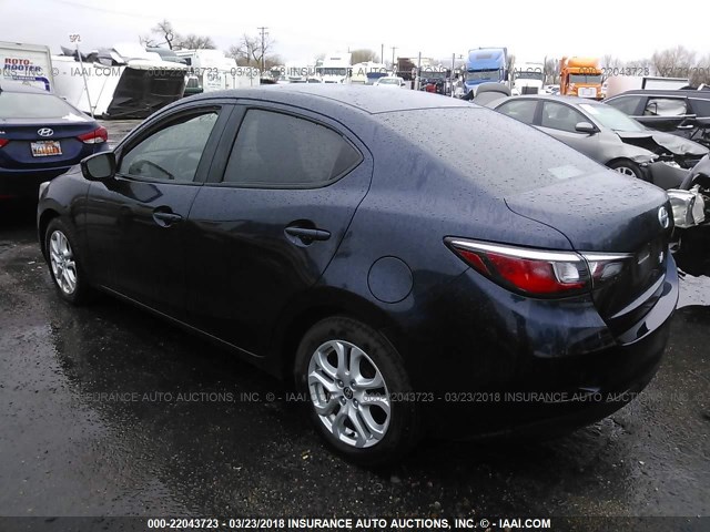 3MYDLBZV8GY133237 - 2016 TOYOTA SCION IA Dark Blue photo 3