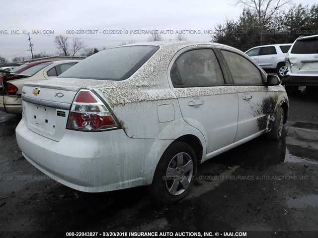 KL1TD5DE5BB233391 - 2011 CHEVROLET AVEO LS/LT WHITE photo 4