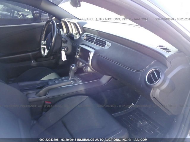 2G1FB1E30D9137005 - 2013 CHEVROLET CAMARO LT BLACK photo 5