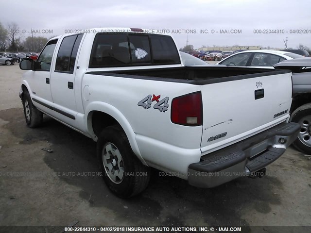 1GCDT13W52K146271 - 2002 CHEVROLET S TRUCK S10 WHITE photo 3