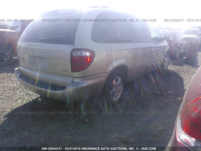 2D4GP44L36R779045 - 2006 DODGE GRAND CARAVAN SXT GOLD photo 4