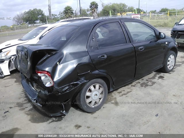 KL1TD52625B348143 - 2005 CHEVROLET AVEO LS BLACK photo 4