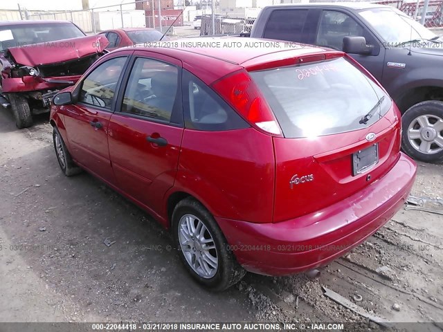 3FAFP37383R104611 - 2003 FORD FOCUS ZX5 RED photo 3