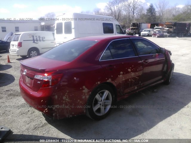 4T1BF1FK2CU567731 - 2012 TOYOTA CAMRY SE/LE/XLE RED photo 4