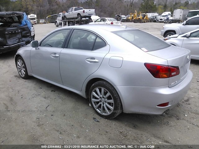 JTHCK262472012564 - 2007 LEXUS IS 250 SILVER photo 3