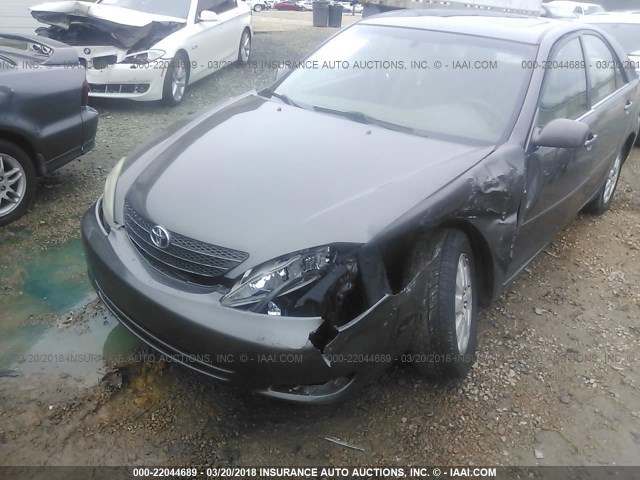 4T1BF32K84U589686 - 2004 TOYOTA CAMRY LE/XLE/SE ნაცრისფერი ფოტო 6