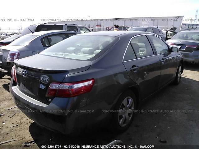 4T4BE46K49R085409 - 2009 TOYOTA CAMRY SE/LE/XLE GRAY photo 4