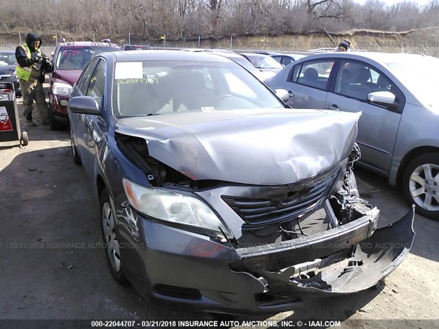 4T4BE46K49R085409 - 2009 TOYOTA CAMRY SE/LE/XLE GRAY photo 6