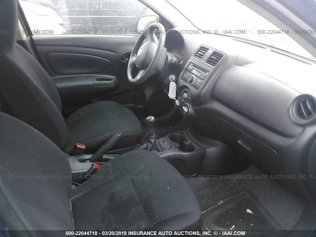 3N1CN7AP2DL886711 - 2013 NISSAN VERSA S/S PLUS/SV/SL BLUE photo 5