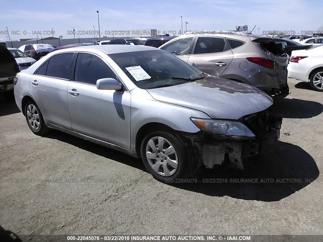 4T4BF3EK9AR063435 - 2010 TOYOTA CAMRY SE/LE/XLE SILVER photo 1
