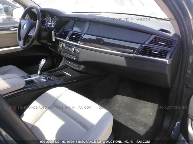5UXZV4C57BL740801 - 2011 BMW X5 XDRIVE35I Siyah fotoğraf 5