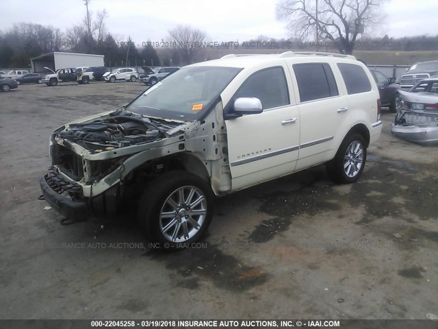 1A8HW58287F571899 - 2007 CHRYSLER ASPEN LIMITED CREAM photo 2
