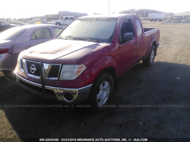 1N6AD06W36C417380 - 2006 NISSAN FRONTIER KING CAB LE/SE/OFF ROAD RED photo 2