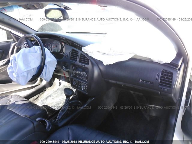 2G1WX15K819176574 - 2001 CHEVROLET MONTE CARLO SS თეთრი ფოტო 5