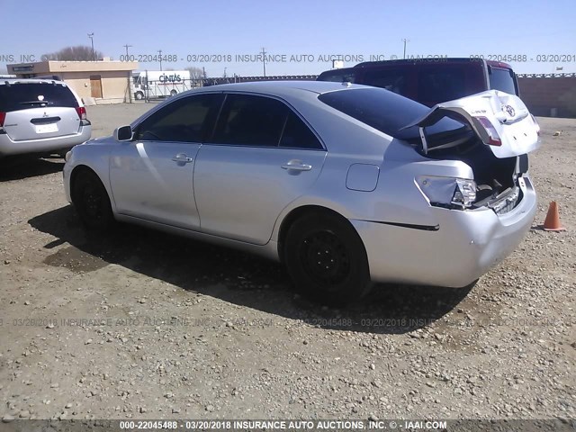4T4BF3EK8BR127224 - 2011 TOYOTA CAMRY SE/LE/XLE 银色 照片 3