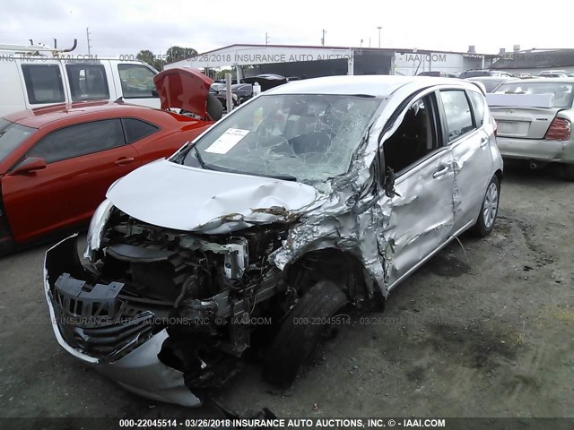 3N1CE2CP6FL391690 - 2015 NISSAN VERSA NOTE S/S PLUS/SV/SL/SR SILVER photo 2