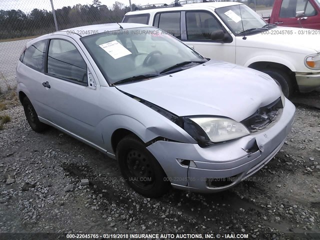 1FAFP31N87W211350 - 2007 FORD FOCUS ZX3/S/SE/SES SILVER photo 1