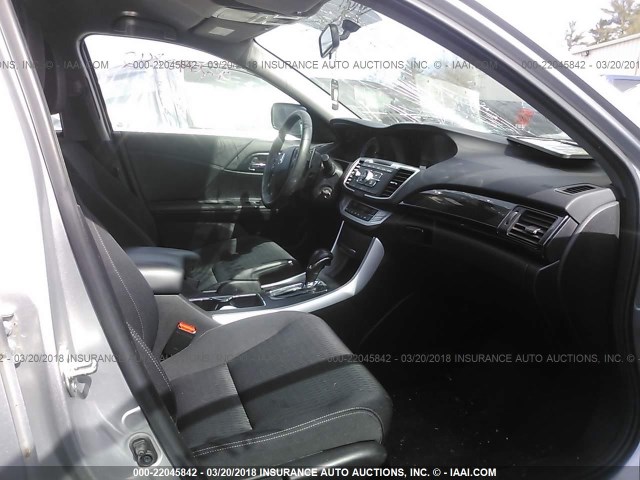 1HGCR2F59FA177975 - 2015 HONDA ACCORD SPORT SILVER photo 5