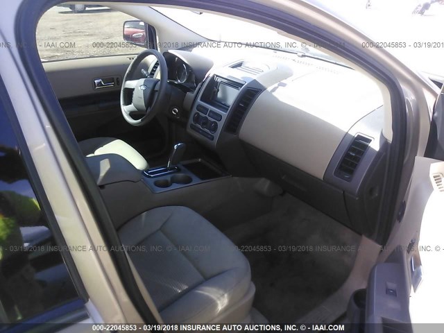 2FMDK36C57BA67633 - 2007 FORD EDGE SE GOLD photo 5