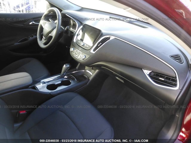 1G1ZE5ST2HF292264 - 2017 CHEVROLET MALIBU LT Қызыл фото 5