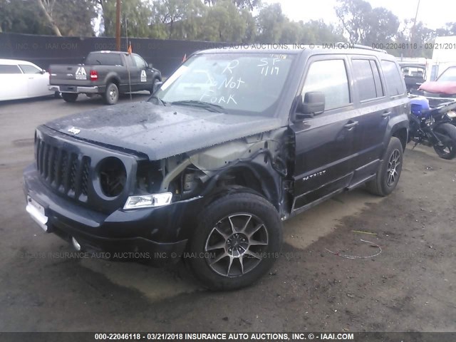 1C4NJPBA2ED729778 - 2014 JEEP PATRIOT SPORT GRAY photo 2