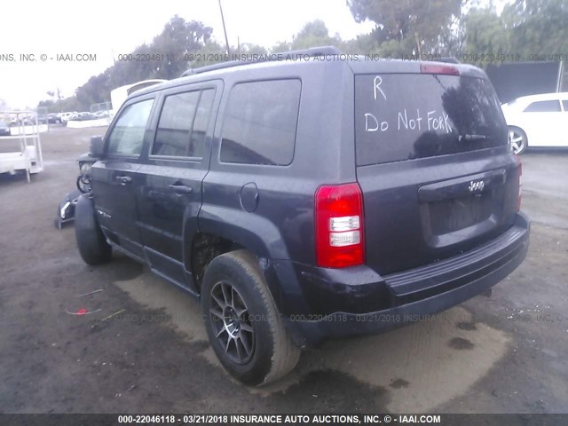 1C4NJPBA2ED729778 - 2014 JEEP PATRIOT SPORT GRAY photo 3