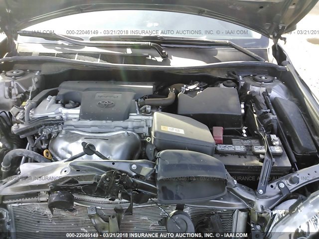 4T1BF1FK5HU712090 - 2017 TOYOTA CAMRY LE/XLE/SE/XSE GRAY photo 10