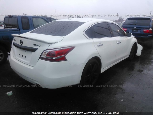 1N4BL3AP9DC118894 - 2013 NISSAN ALTIMA 3.5S/3.5SV/3.5SL WHITE photo 4