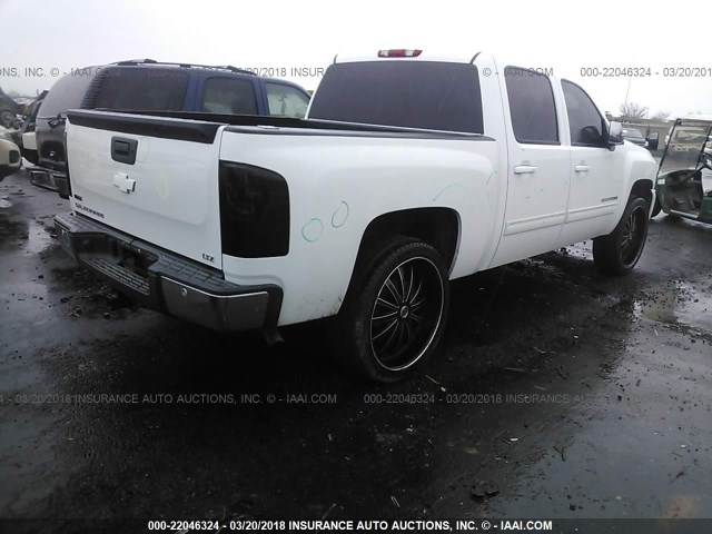 3GCRCTE02AG244710 - 2010 CHEVROLET SILVERADO C1500 LTZ WHITE photo 4