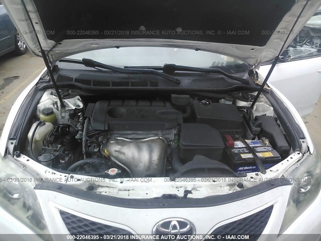 4T1BF3EK5BU637959 - 2011 TOYOTA CAMRY SE/LE/XLE Белый фото 10
