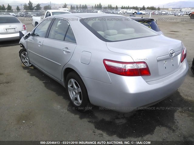 4T1BE46K89U361309 - 2009 TOYOTA CAMRY SE/LE/XLE SILVER photo 3